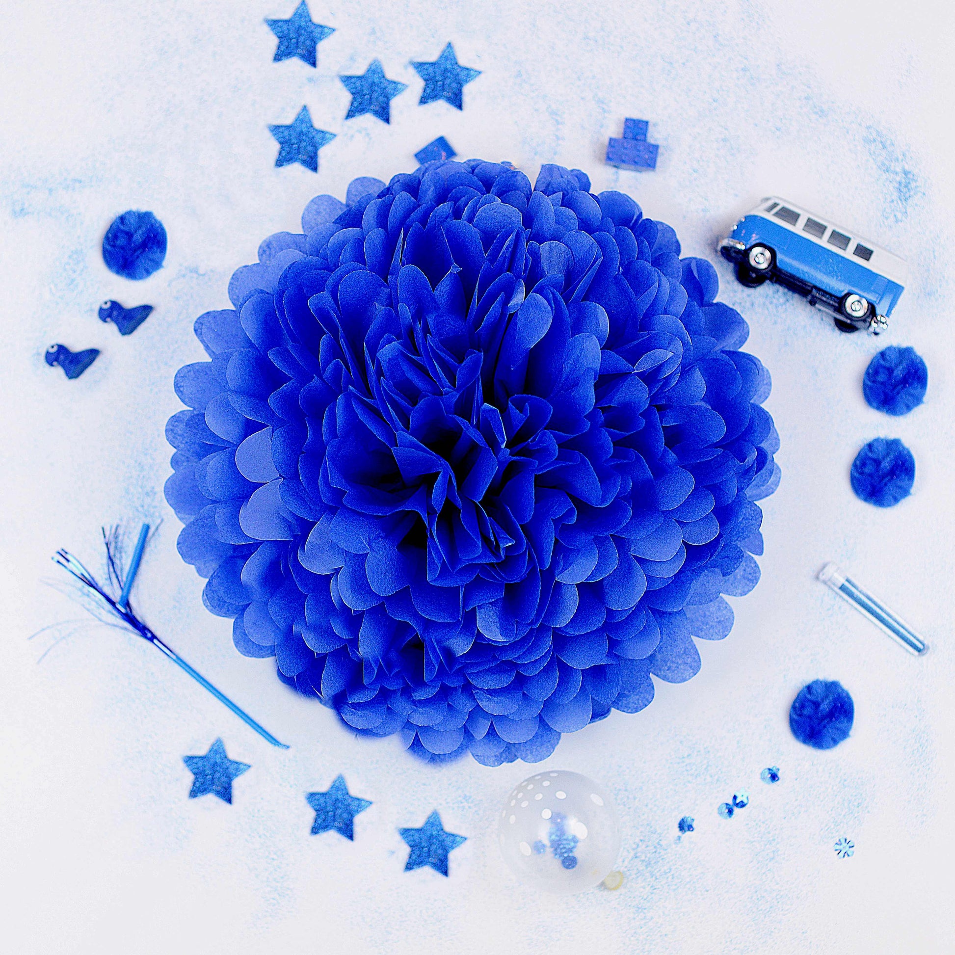 Parade / royal blue tissue paper pom pom - Decopompoms