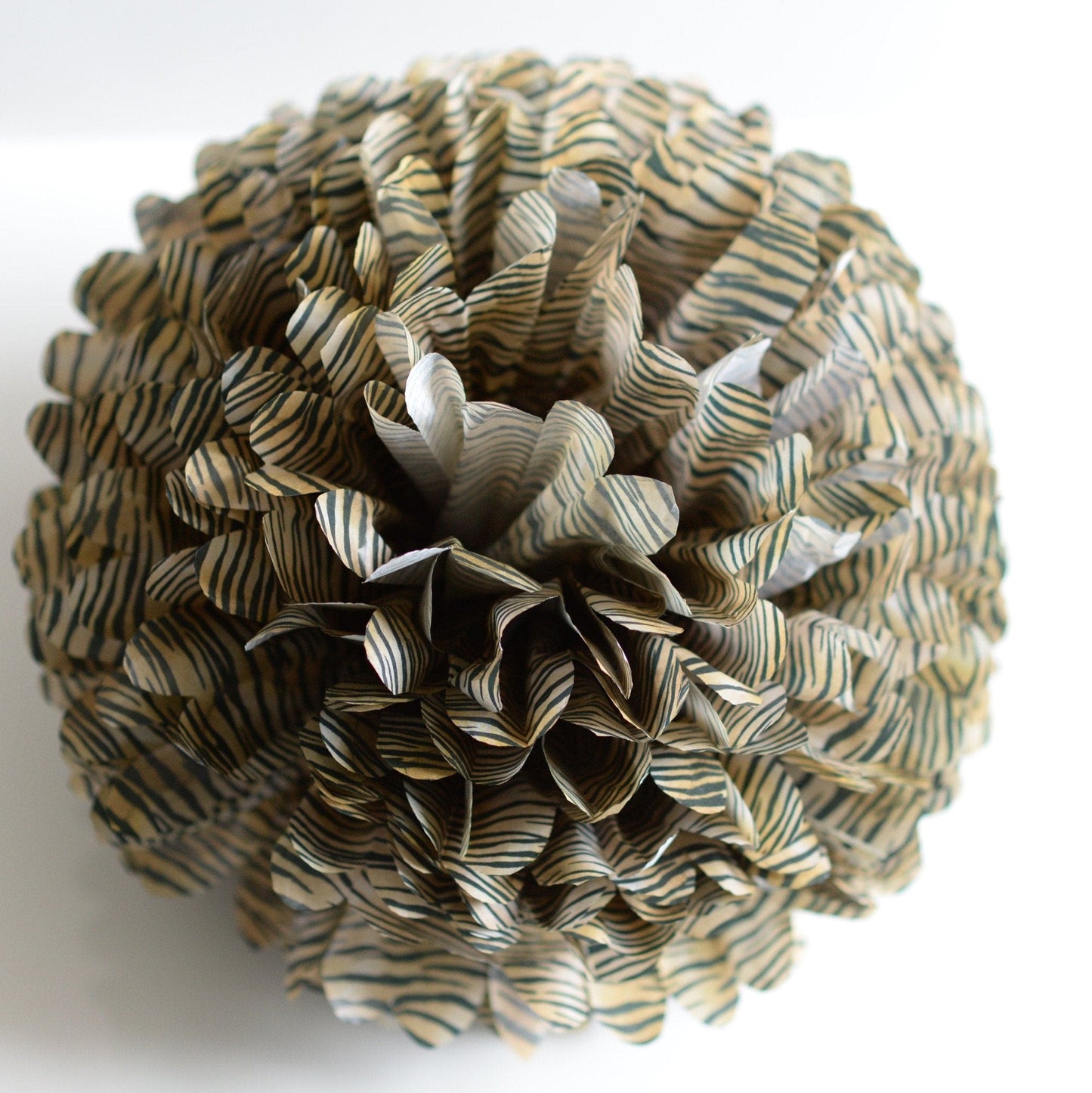 Printed Tiger tissue paper pom poms - Decopompoms
