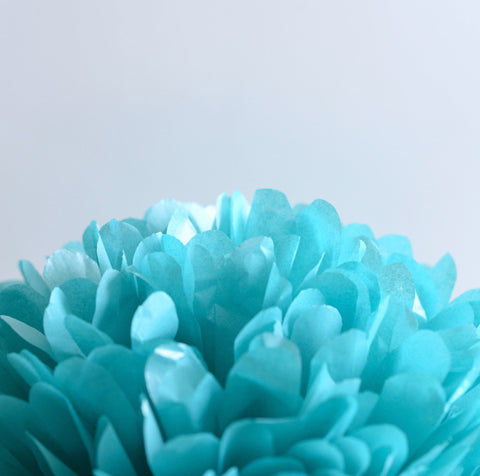 Shimmery turquoise paper pom poms - Decopompoms