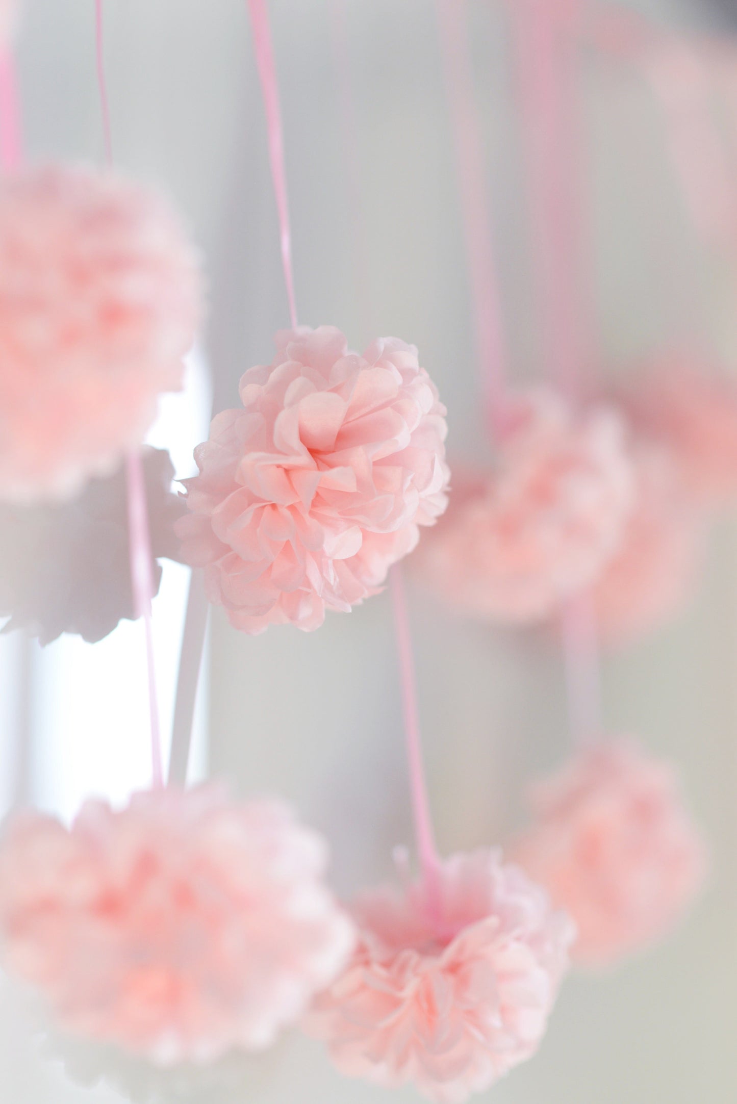 Supermini size 10 cm / 4 inch pom poms value set - Decopompoms