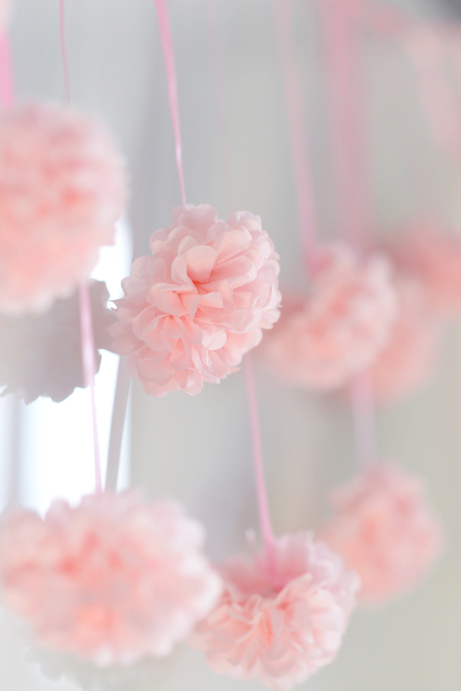 Supermini size 10 cm / 4 inch pom poms value set - Decopompoms