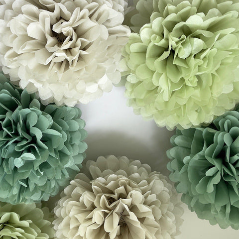 Pom pom set of 16 | sage green Tissue paper pom poms | dusty green Paper flowers | Wedding decor | cream and green party decor - Decopompoms