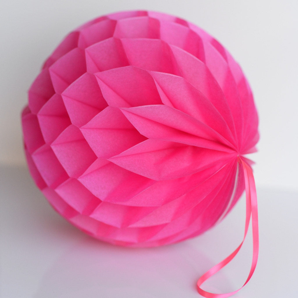 Hot pink paper honeycomb - hanging party decorations - Decopompoms