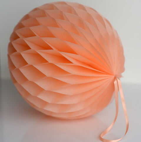 Peach paper honeycomb - hanging party decorations - Decopompoms