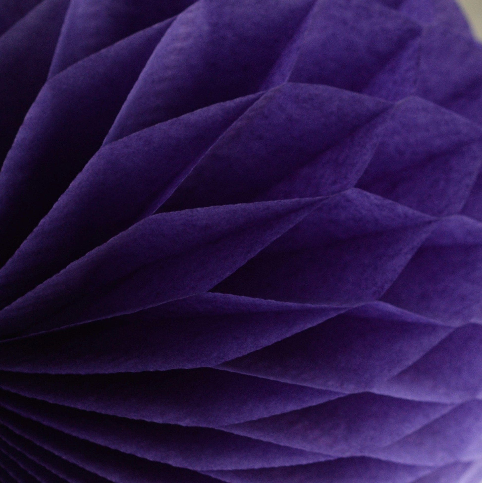 Purple paper honeycomb - hanging party decorations - Decopompoms