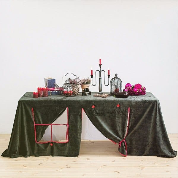 Kids party table cover - Playhouse - "Sand castle" - Decopompoms - party decoration boutique