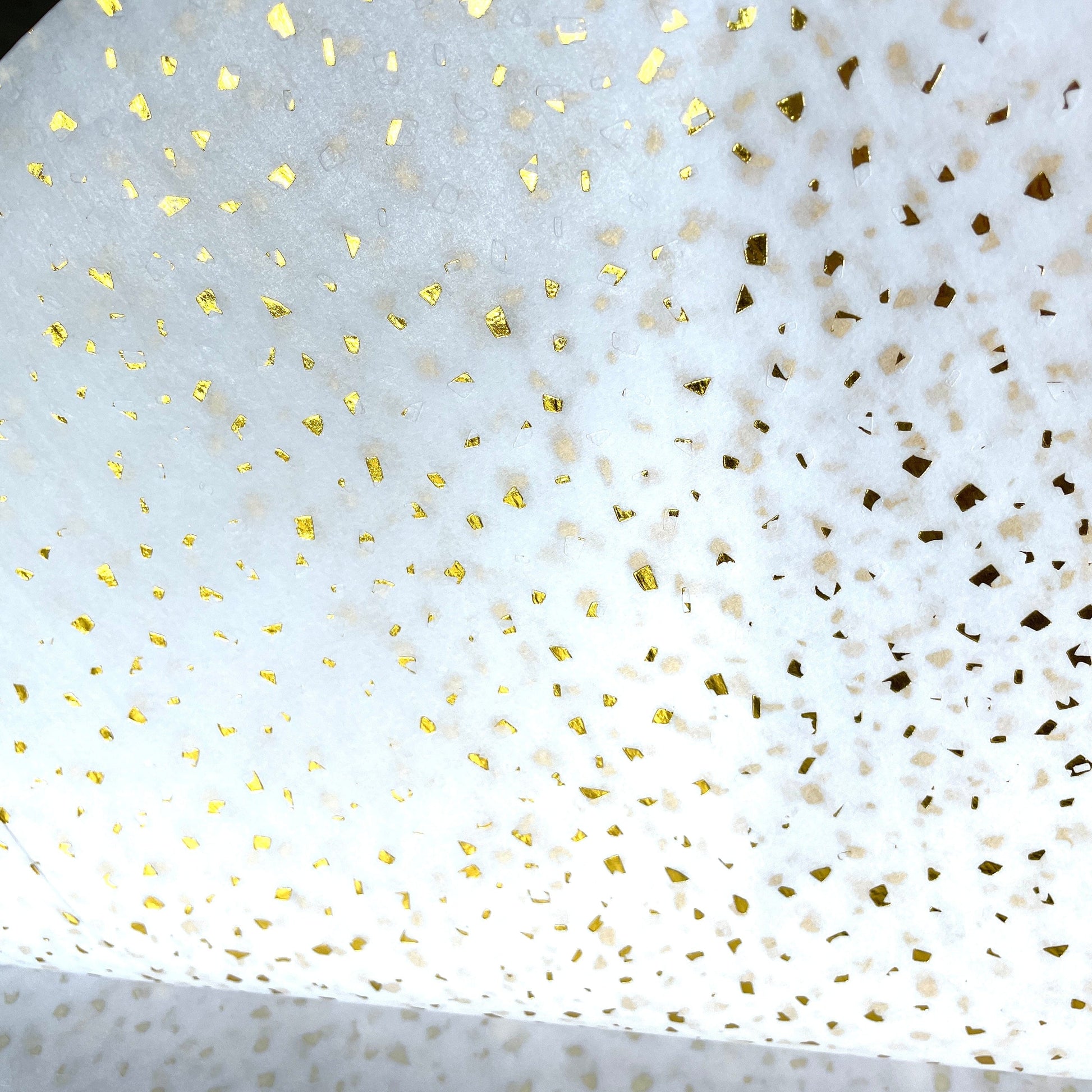 Gold reflections tissue paper 70x50cm - 10 sheets -20” x 30” - Decopompoms
