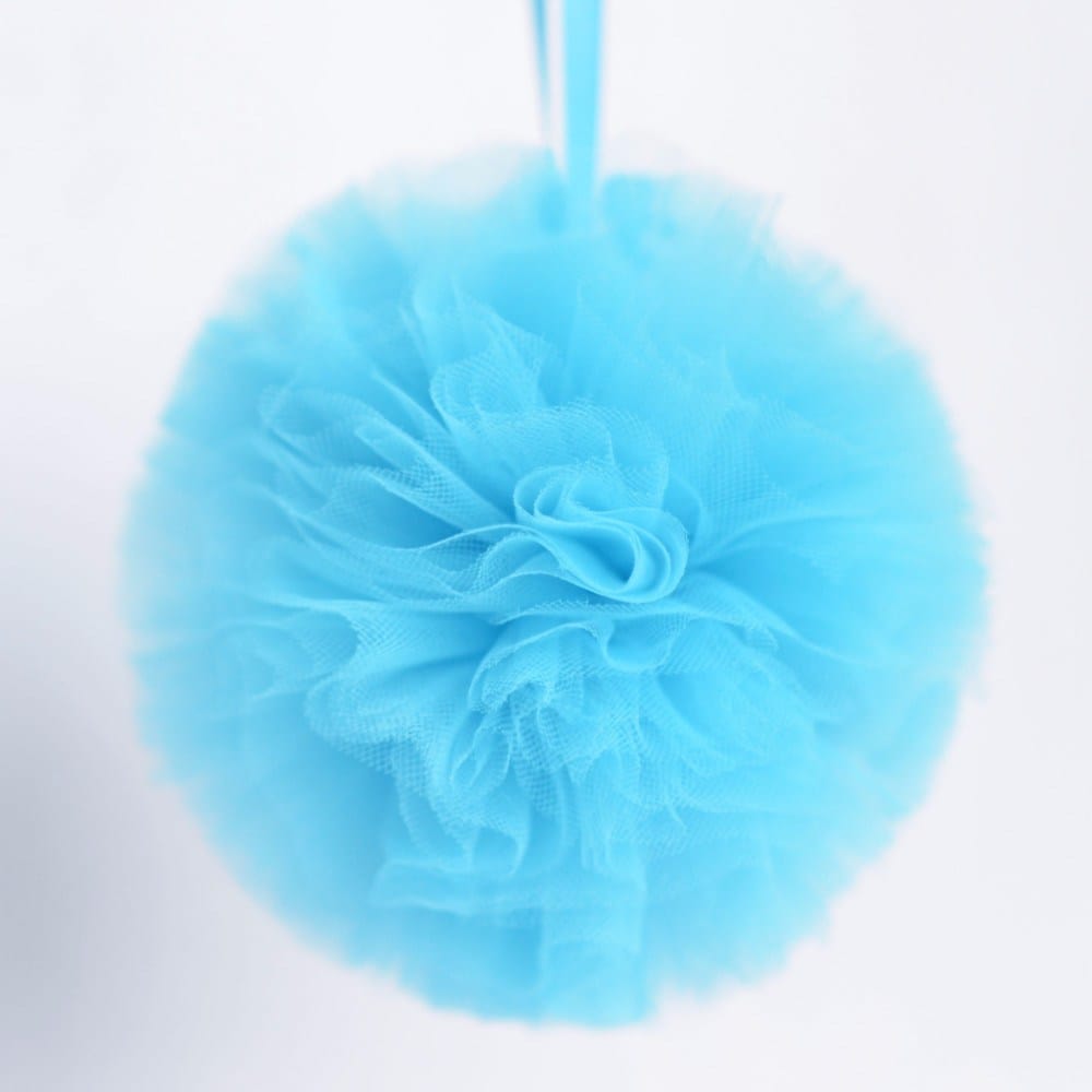 Aqua tulle pom poms - Decopompoms