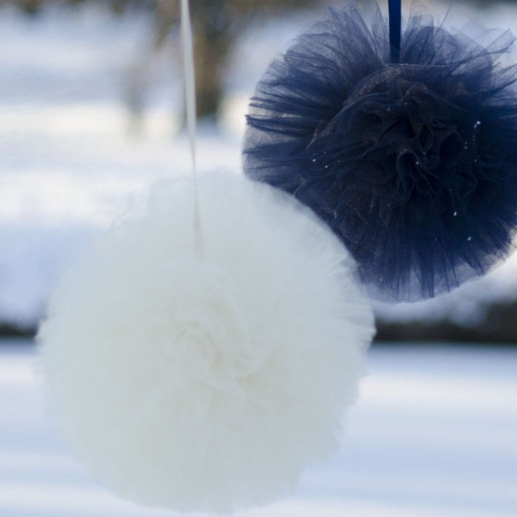 Ivory tulle pom pom - Decopompoms