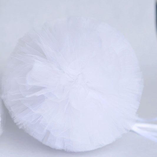 White tulle pom pom - Decopompoms