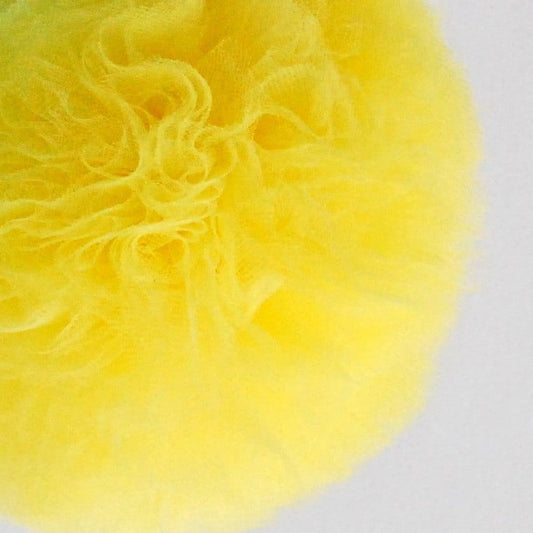 Sunflower Yellow tulle pom poms - Decopompoms