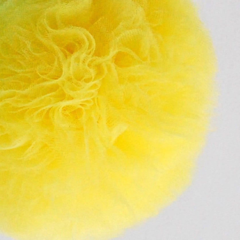 Sunflower Yellow tulle pom poms - Decopompoms