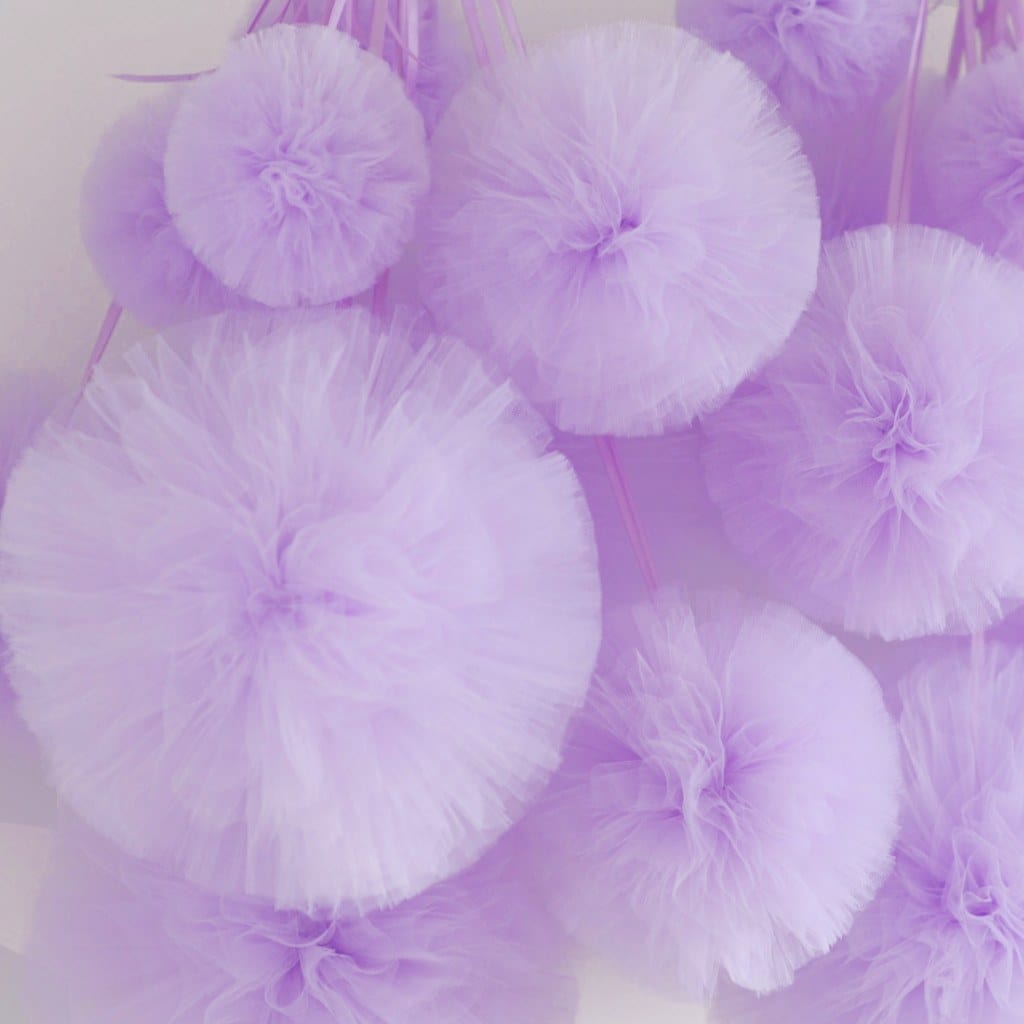 5 large size tulle pom poms set - Decopompoms